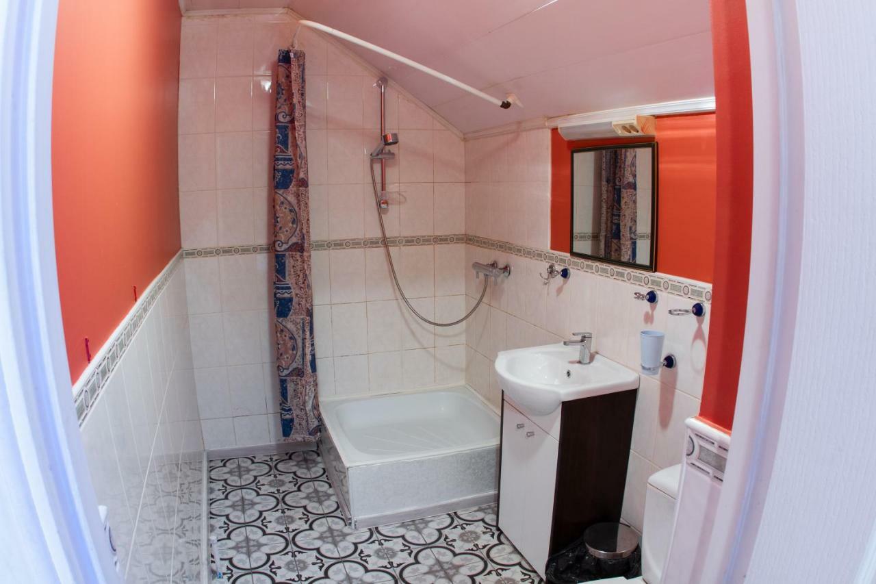 Riga Well Hotel Ngoại thất bức ảnh